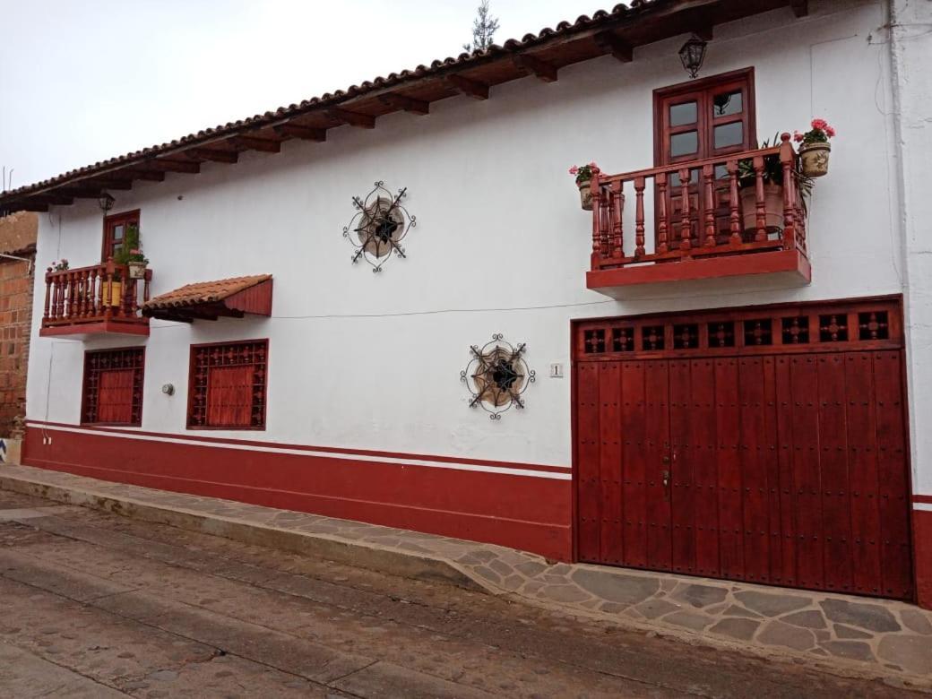 La Casa De Dona Emma Mazamitla Exterior photo